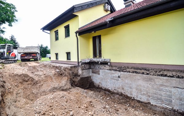 Cost of Foundation Repair in Land O Lakes