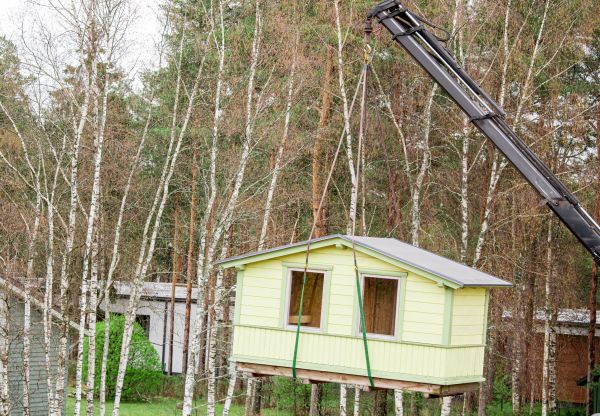 Cost of Structural Lifting in Land O Lakes
